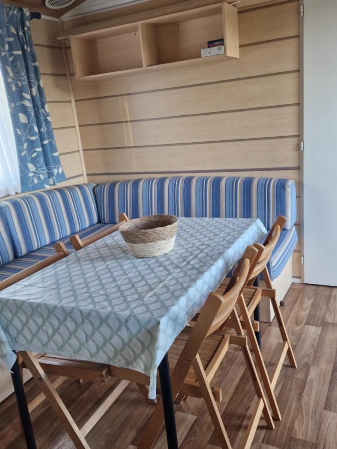 Mazet D El Gato Hotel Arles Bagian luar foto